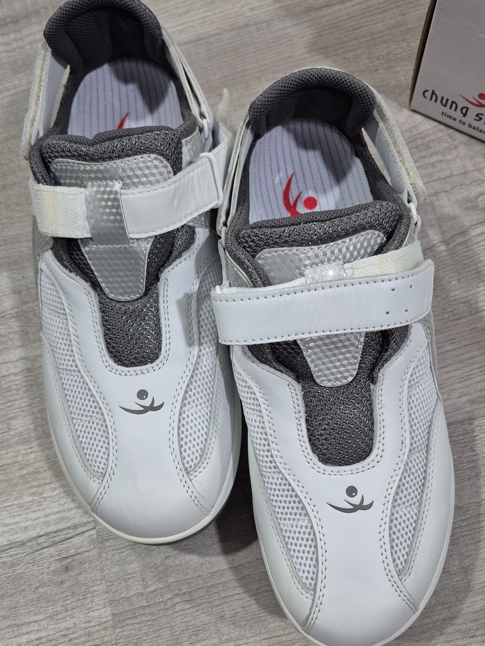 Women's White and Gray Hook-and-Loop Athletic Sneakers
